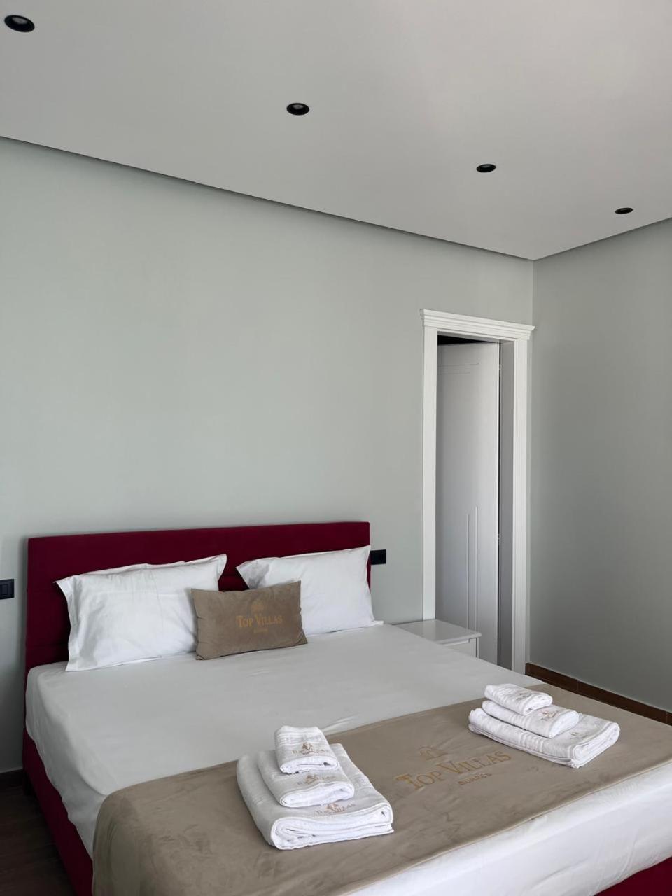Top Villas ดูร์เรส ภายนอก รูปภาพ