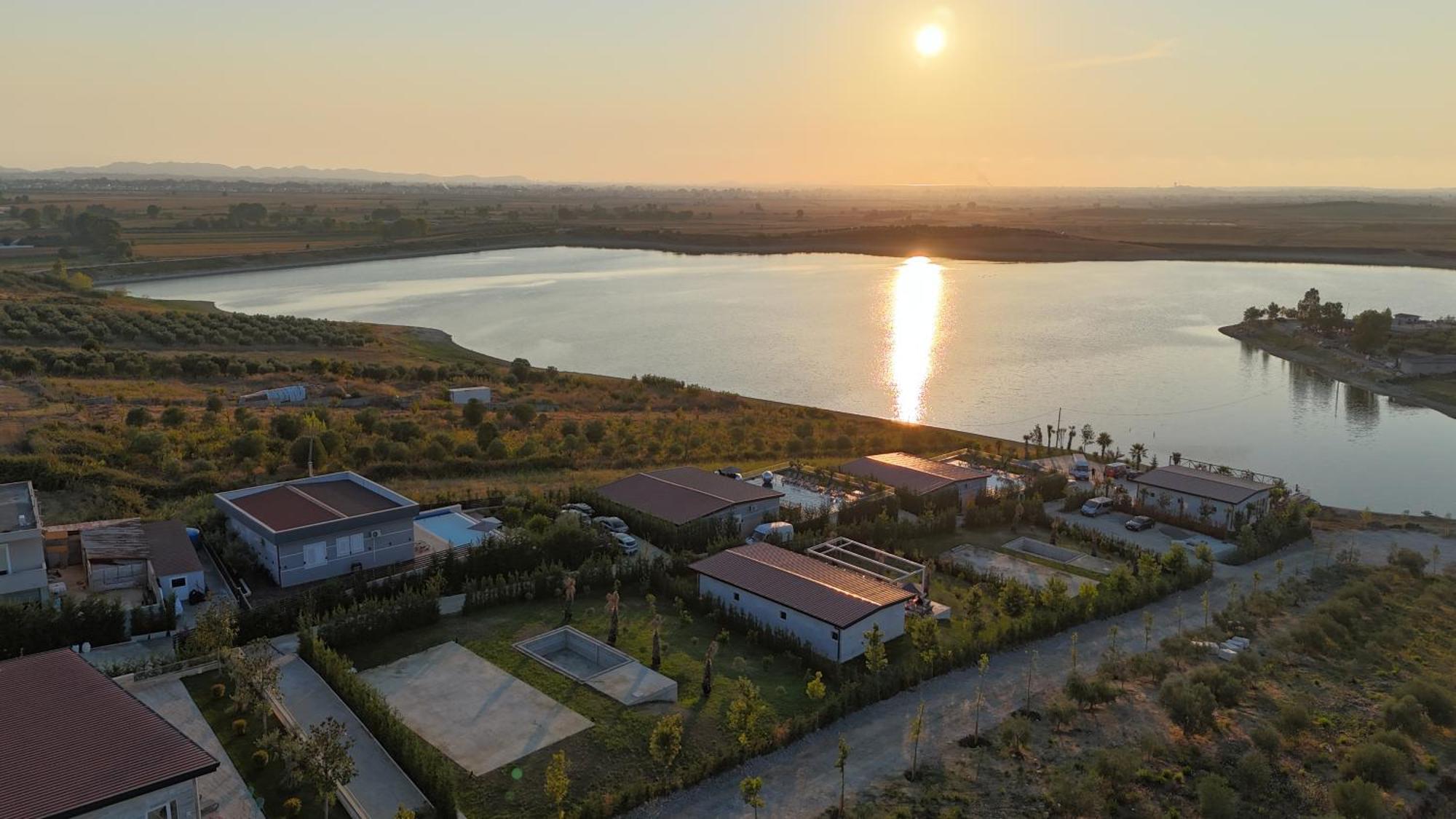Top Villas ดูร์เรส ภายนอก รูปภาพ